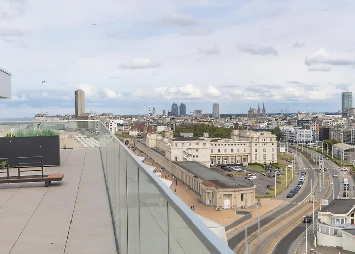 Lecomte - The Seaview Penthouse Cloud 9 オステンド